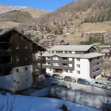 studio moderne avec coin montagne la vallée blanche 2 La Foux d Allos Extérieur photo